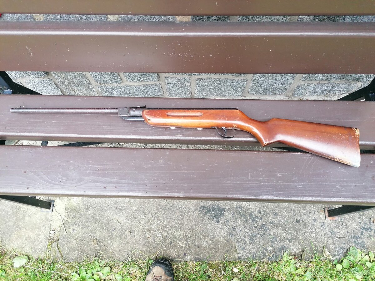 vzduchovka Slavia 603