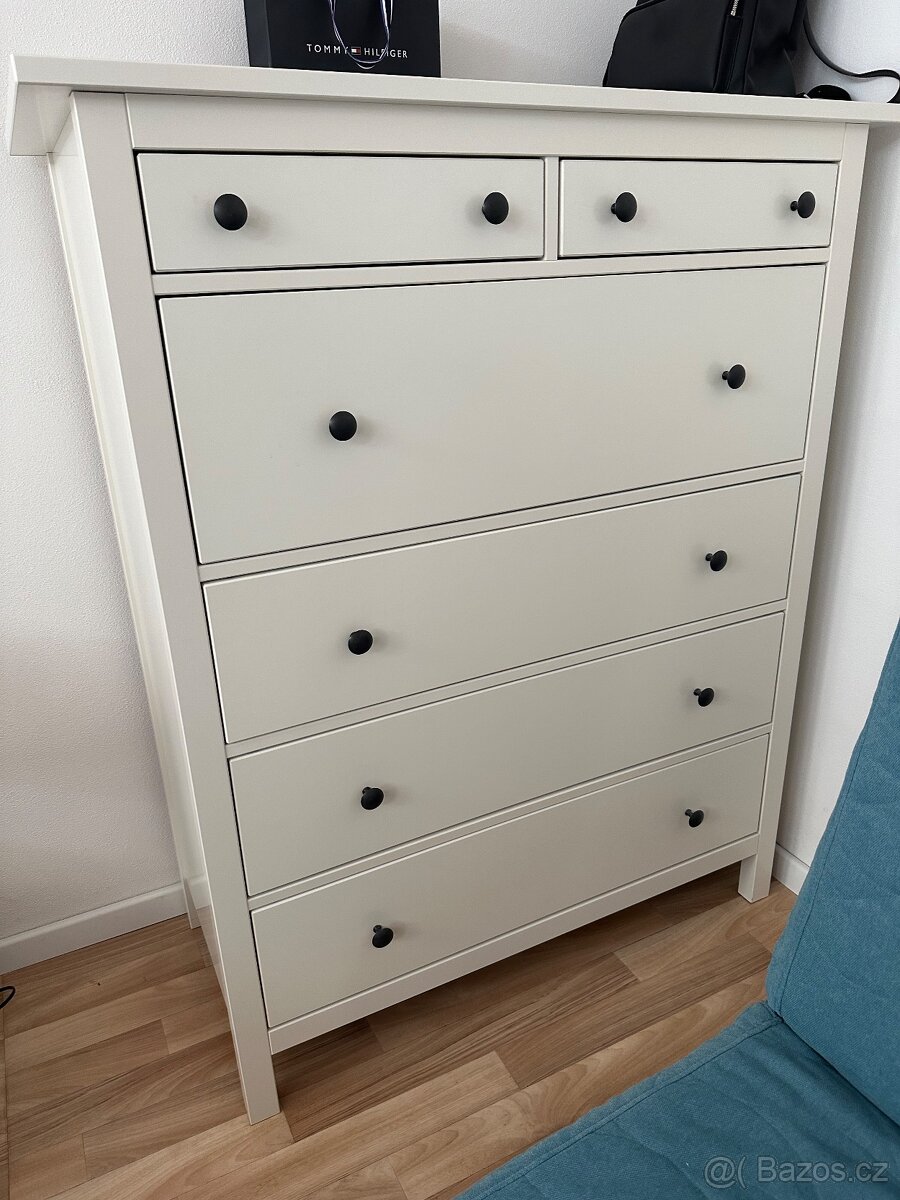 Komoda Ikea Hemnes