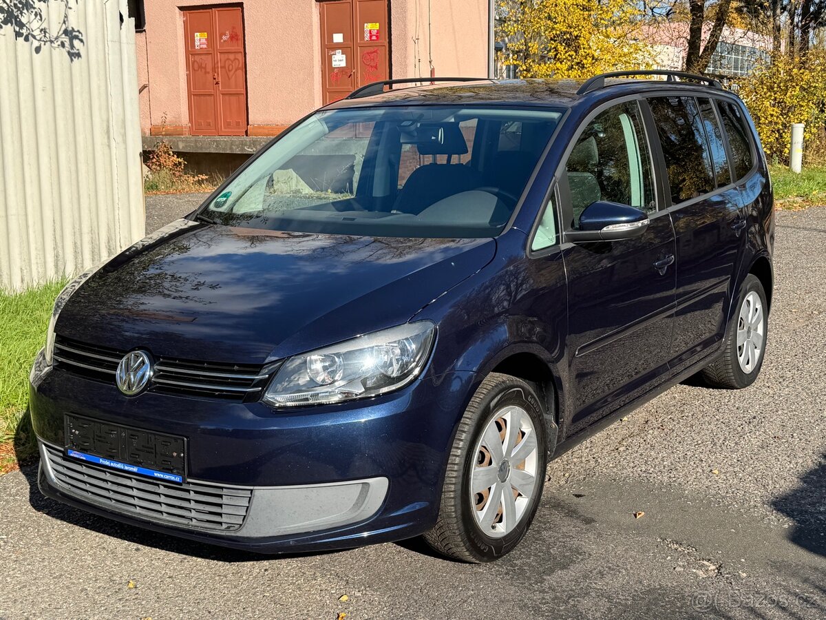 VW Touran 1.2 TSI 77kw digi klima,tažné, 7 MÍST