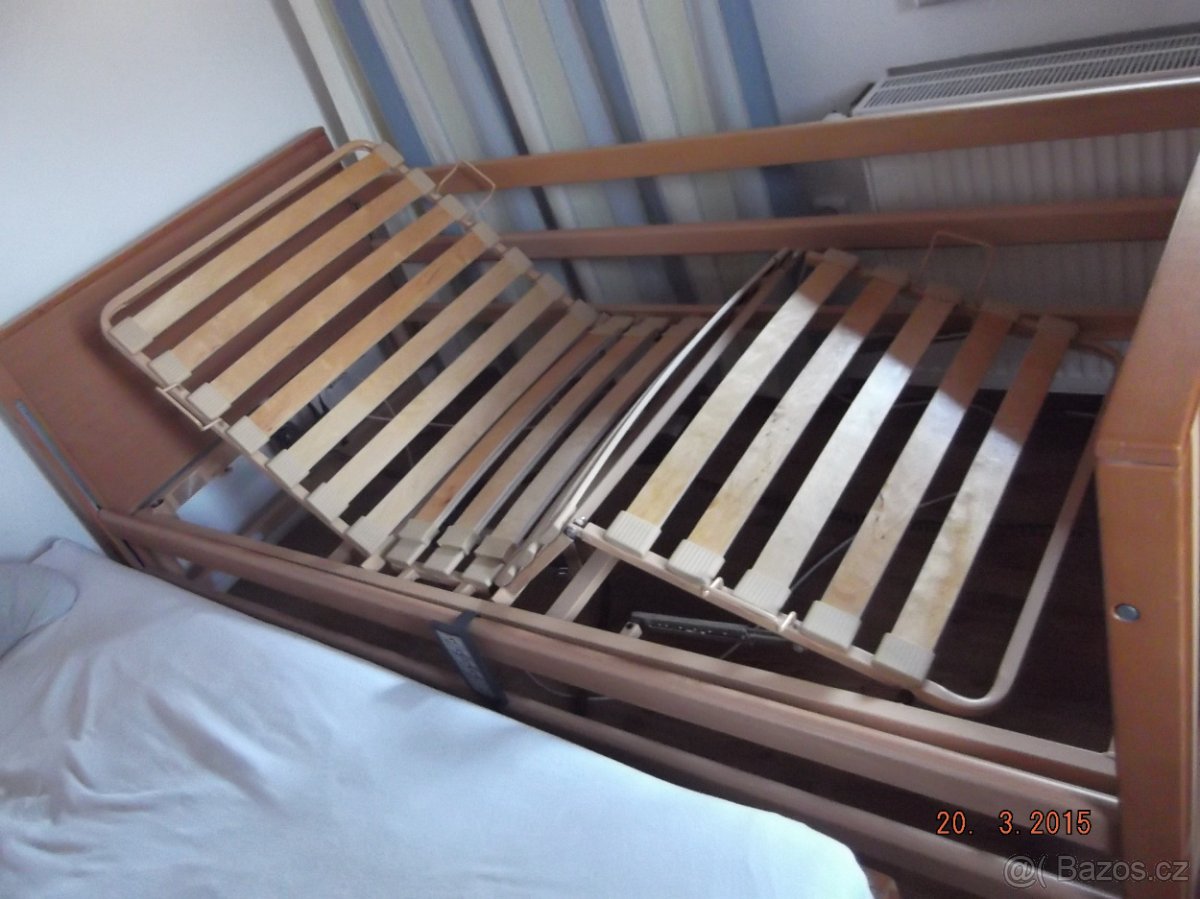 Elektricky polohovací postel