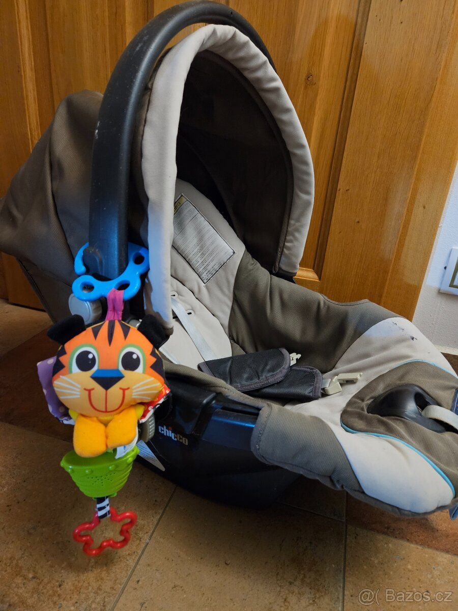 Autosedačka vajíčko