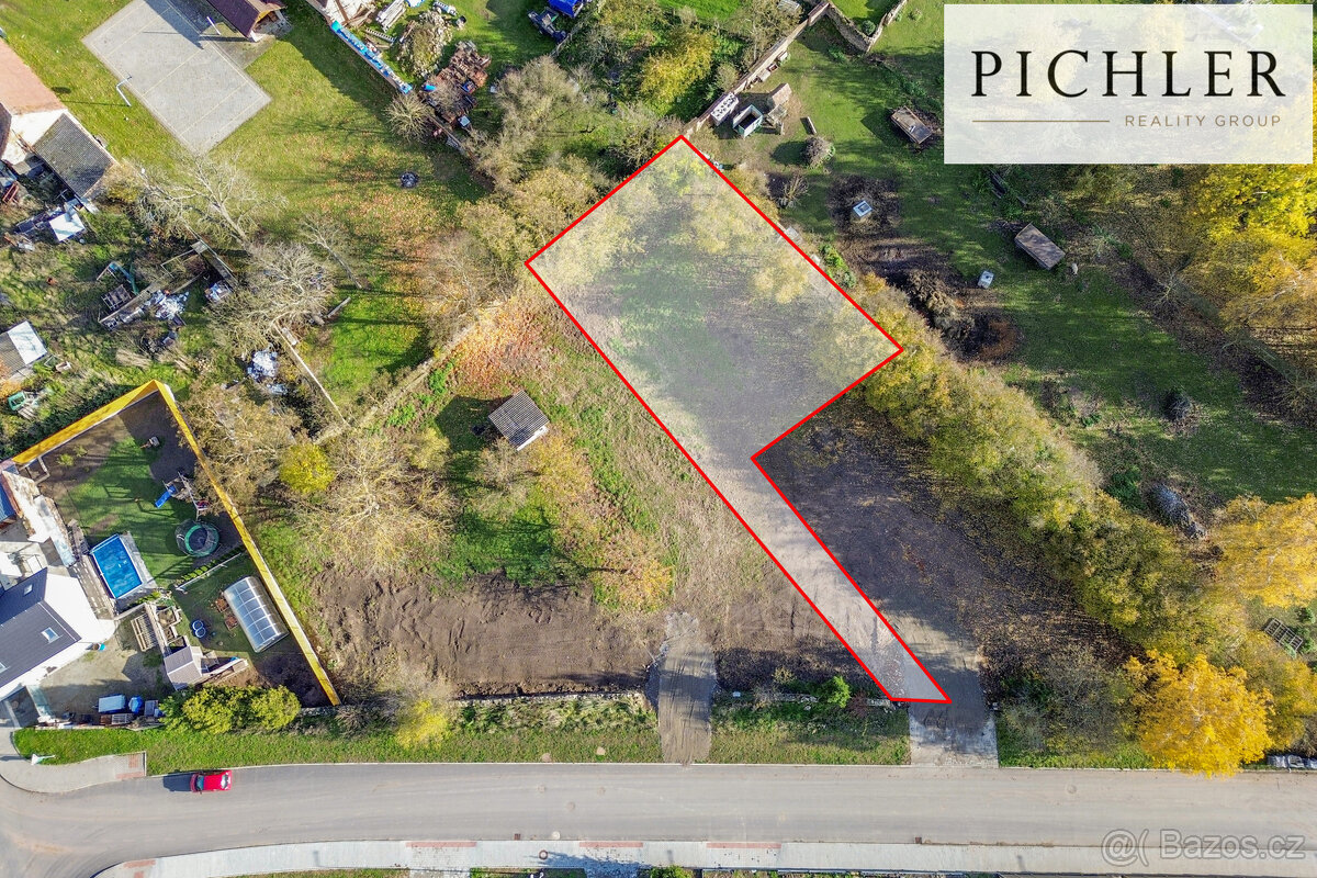 Prodej stavebního pozemku 696 m²