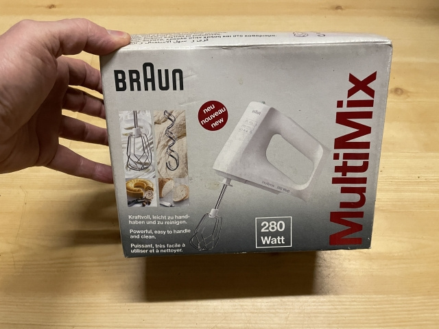 MultiŠlehač a Hnětač značky Braun; Jen Několikrát použotý