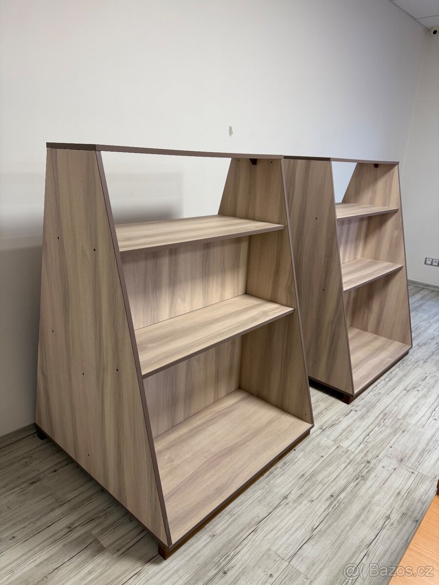 Police na prodejnu 4ks