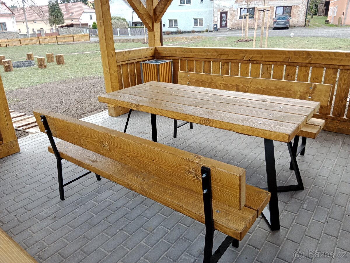 Zahradní nábytek