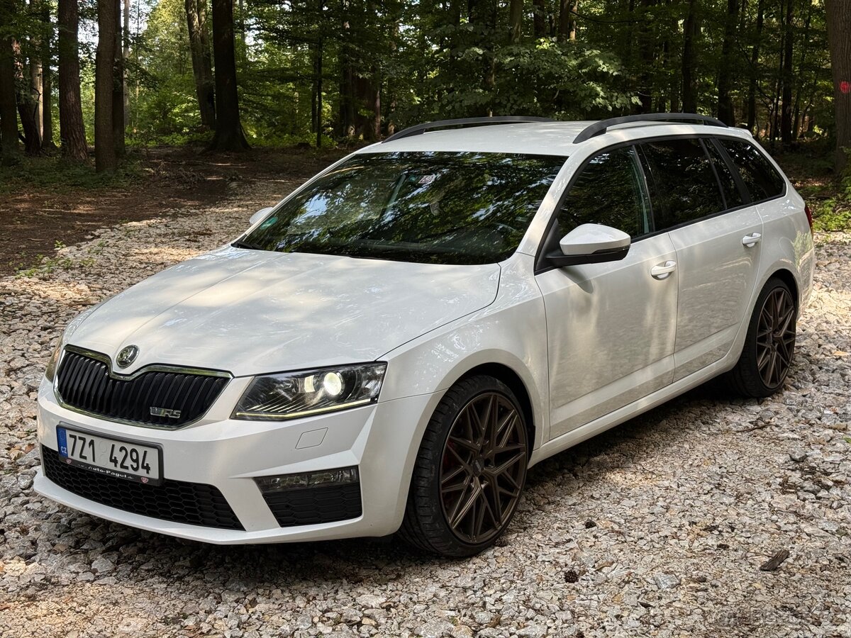 Prodám Škoda Octavia 3 RS 135 Kw, manuál