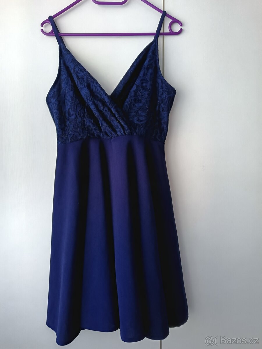 Společenské šaty na ramínka,vel M