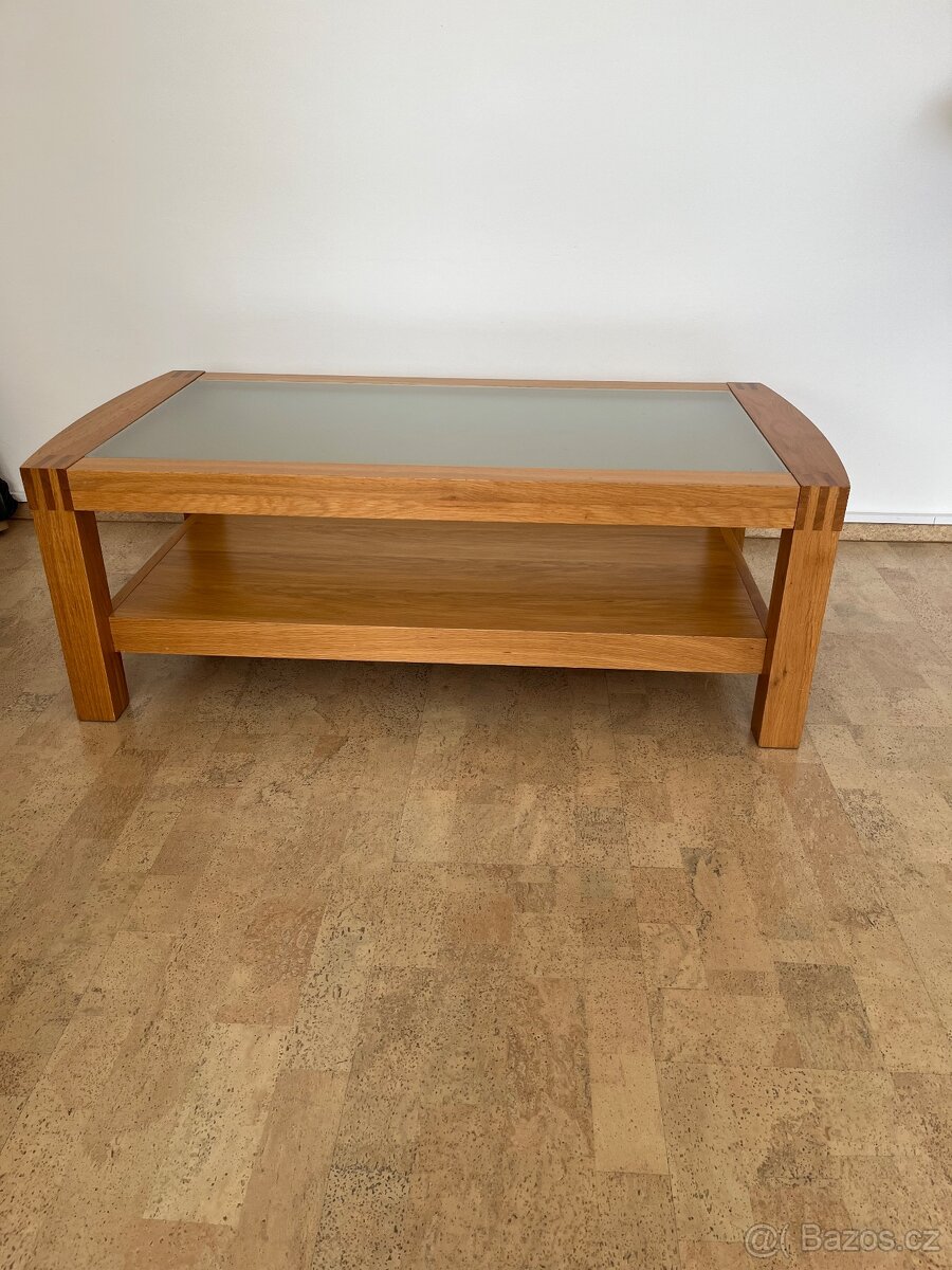 Konferenční stolek