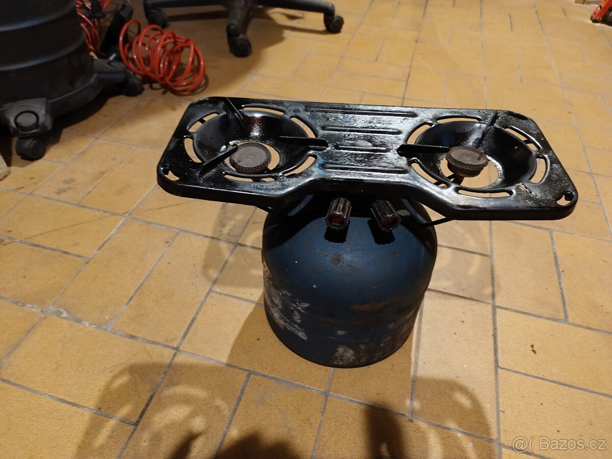 Prodám vařič s náhradní bombou