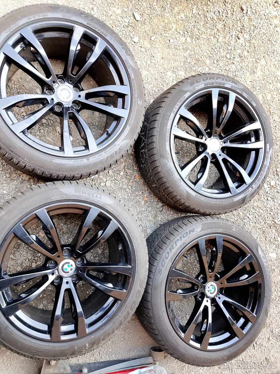 Originál ALU BMW r20 X5M,X6M+ zimní dvourozměr Pirelli RFT