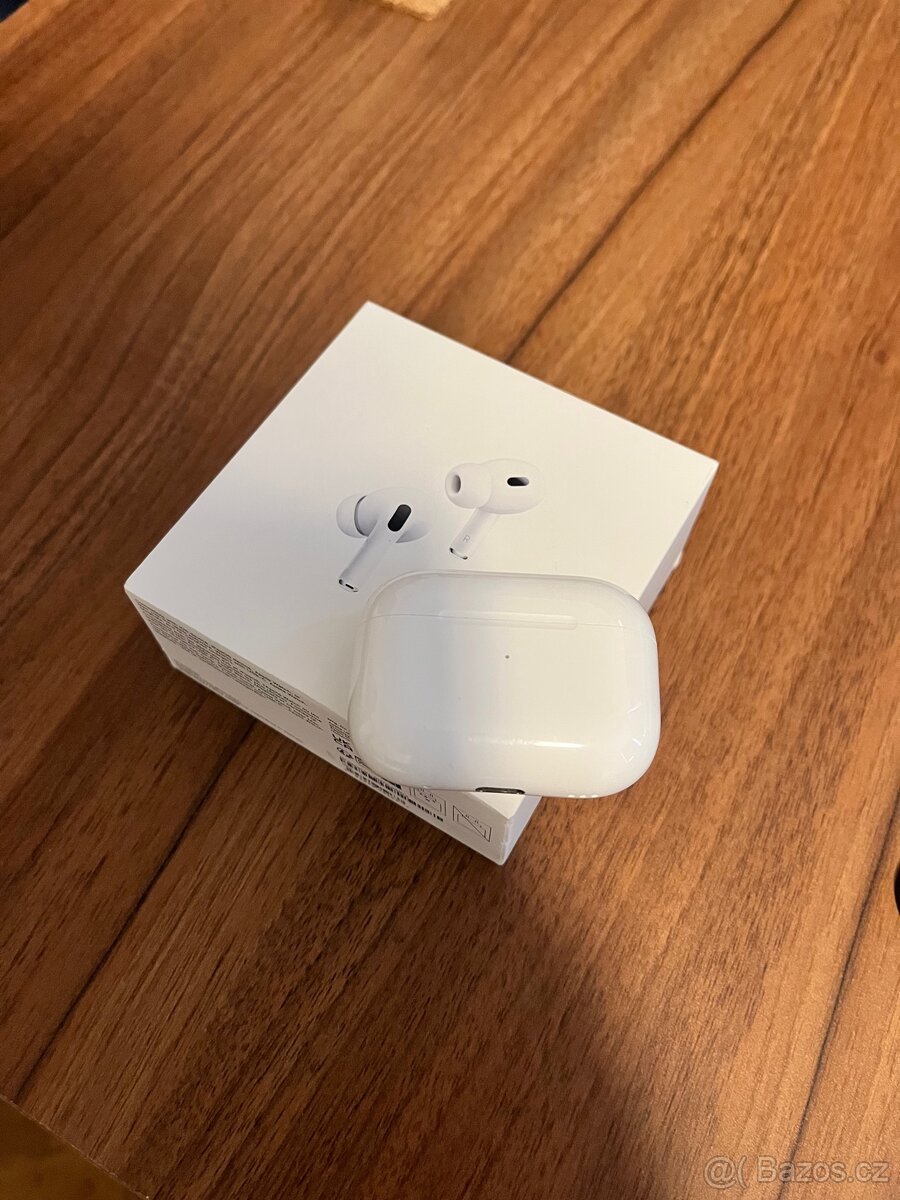 AirPods Pro ( 2nd generation ) with MagSafe