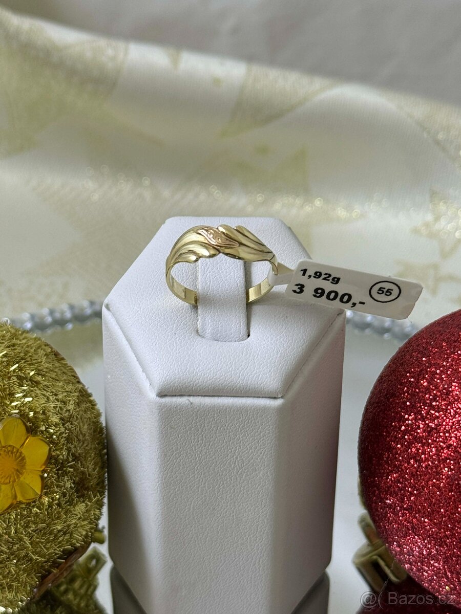 Zlatý prsten 1,92g
