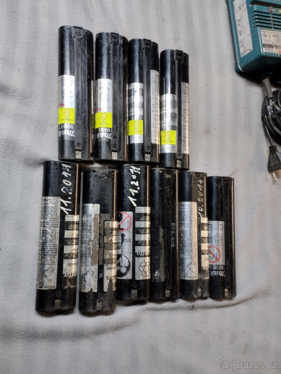 Makita rucni aku stroje