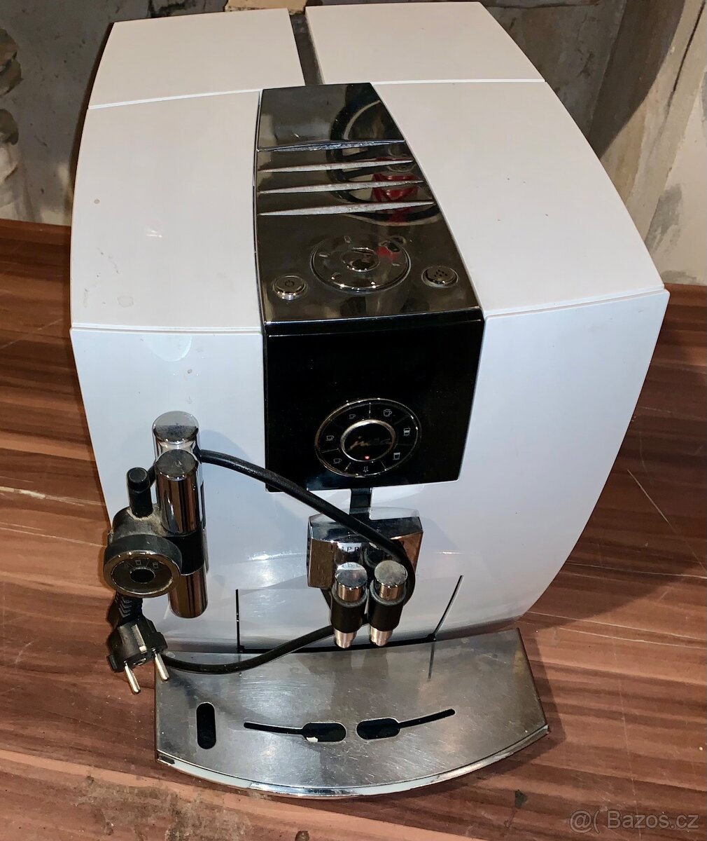 Jura -automaticky kavovar