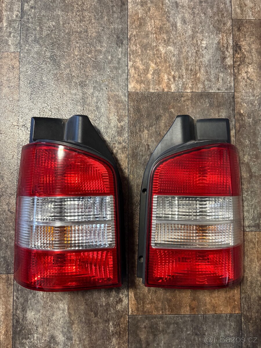 Zadní světla VW T5.1