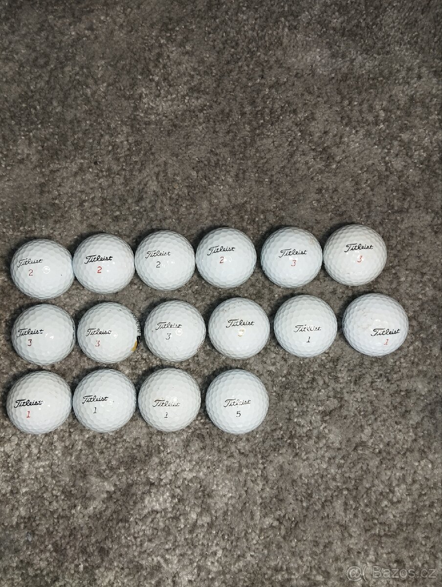 Golfové míčky