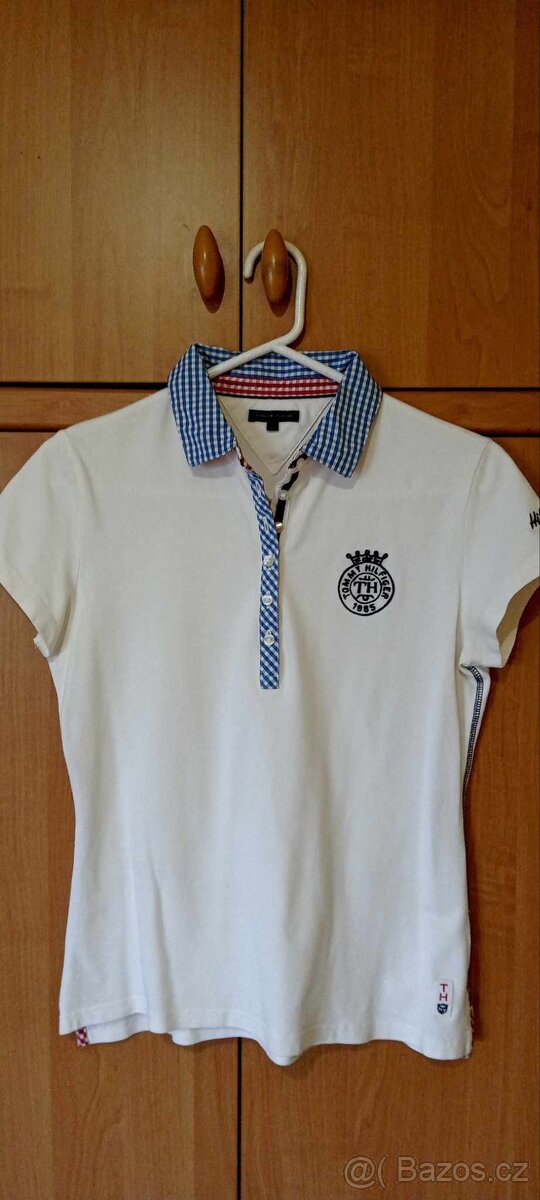 Dámské tričko Tommy Hilfiger.