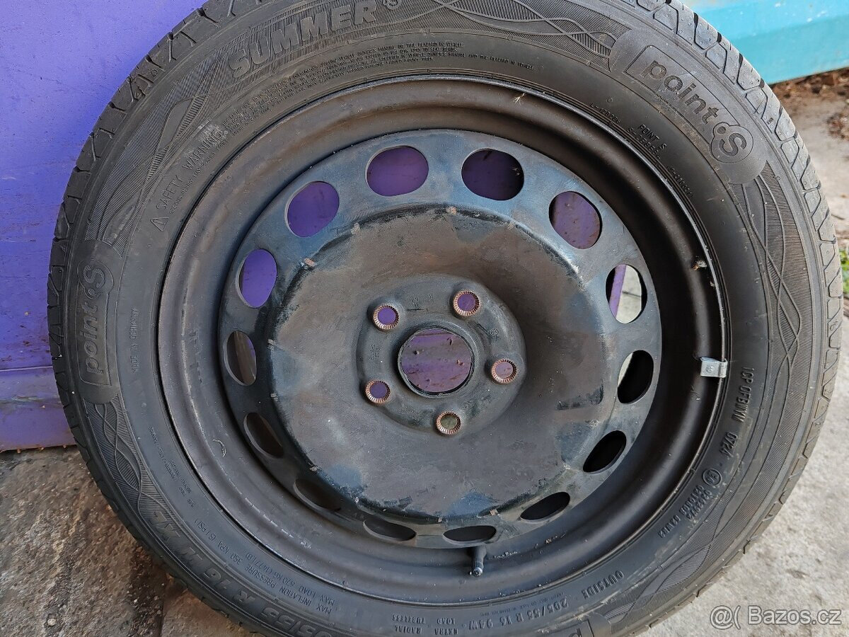 Octavia 2 VW Caddy Touran 5x112 ET 50 letní pneu 205/55 R 16