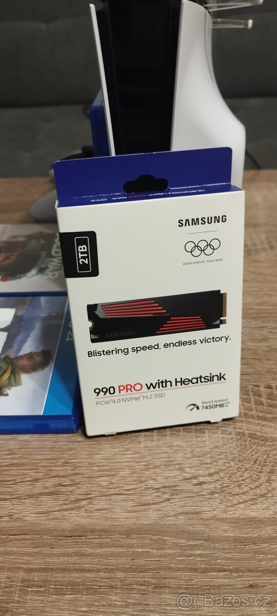 Ps5 Slim s mechanikou 3 TB paměť