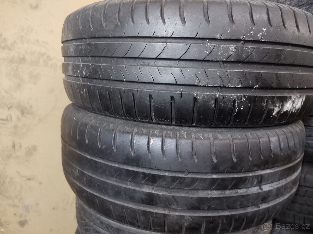 205/60 R15 letní pneu 2kusy