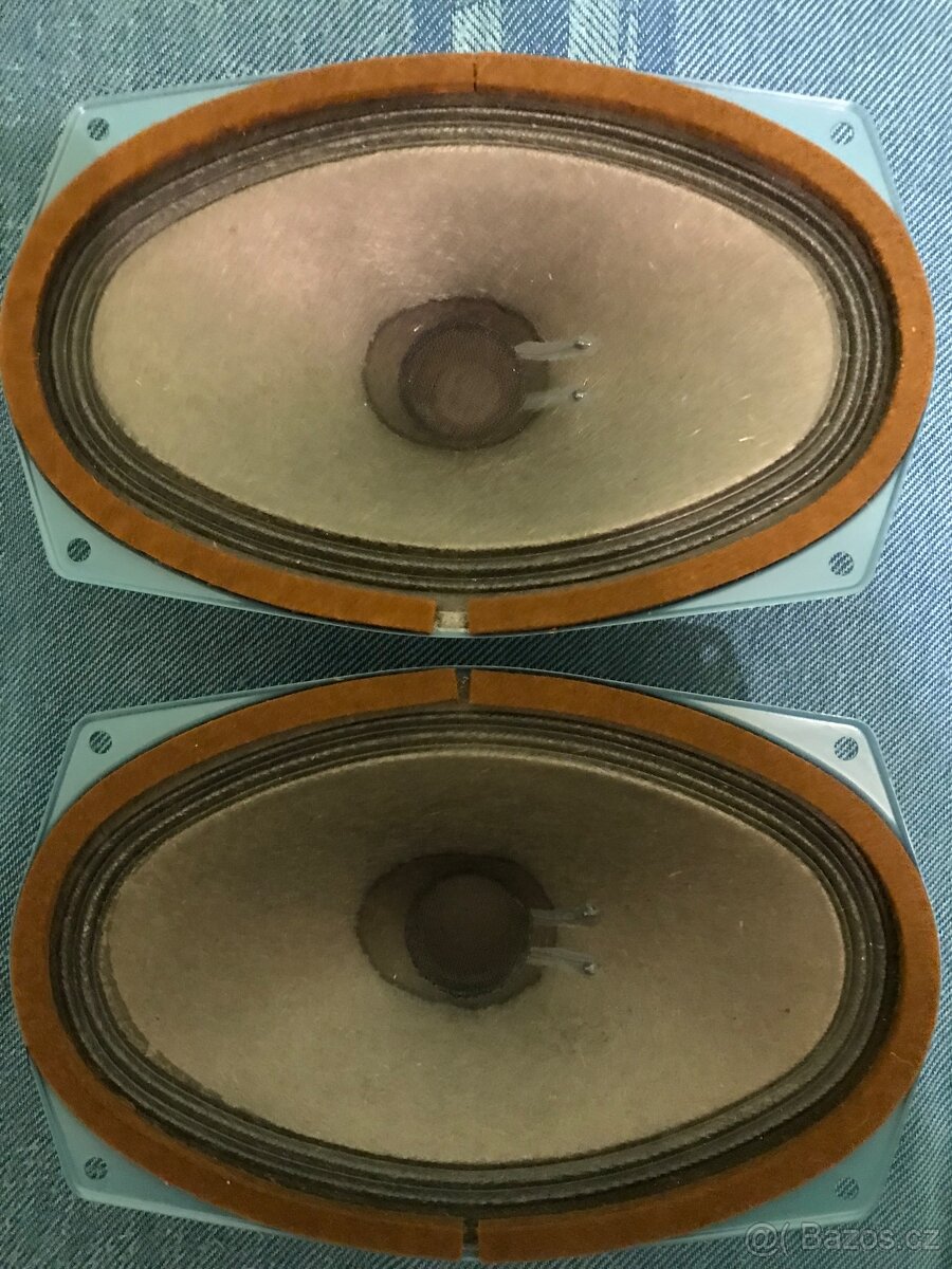 Reproduktory TESLA ARE567