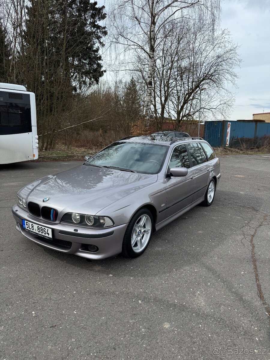 BMW E39 540i