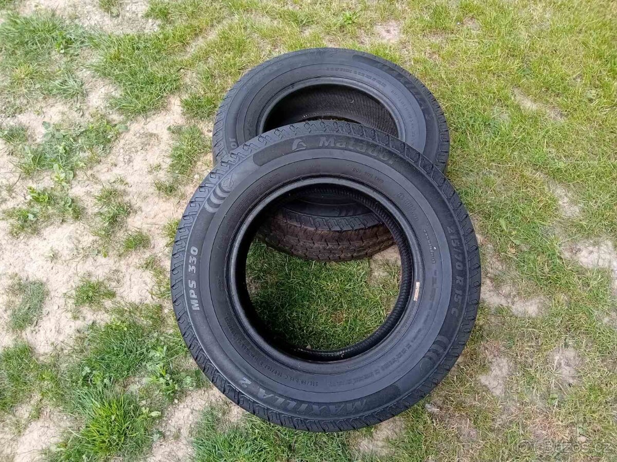 Matador MPS330 Maxilla 2 215/70 R15C 109/107R