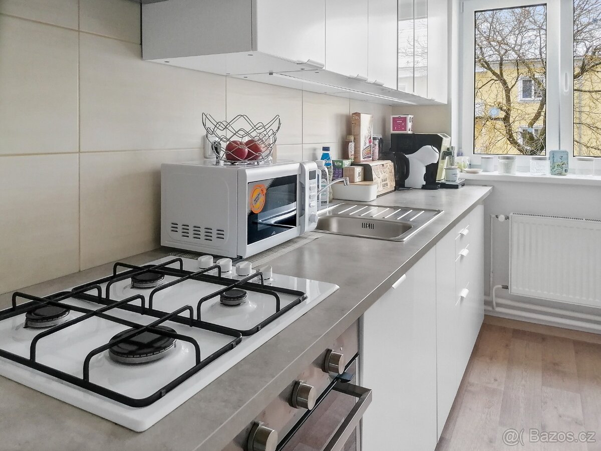 LUXUSNÍ PRONÁJEM 2+1 PO KOMPLETNÍ REKONSTRUKCI - REZERVACE 