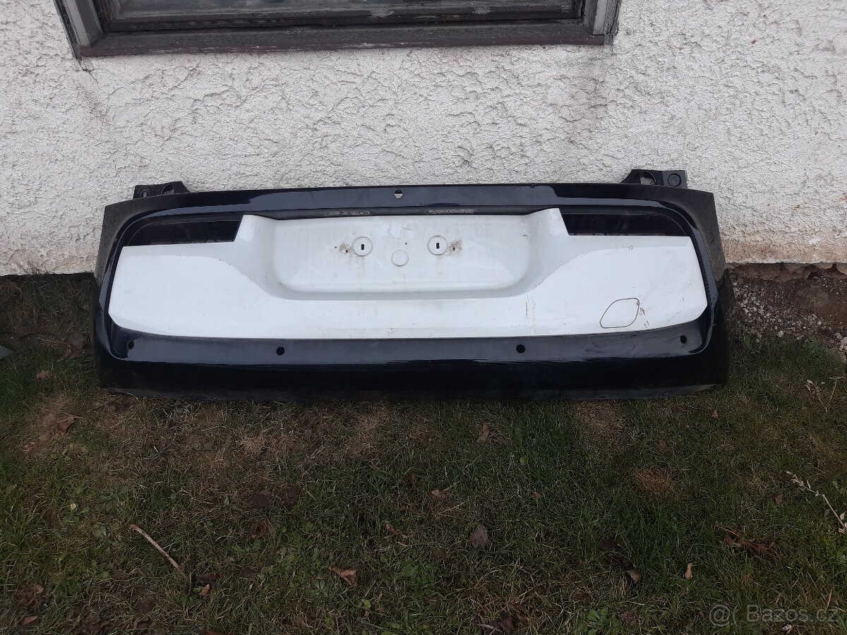 BMW i3 zadní nárazník 7462335-02 7472951-02