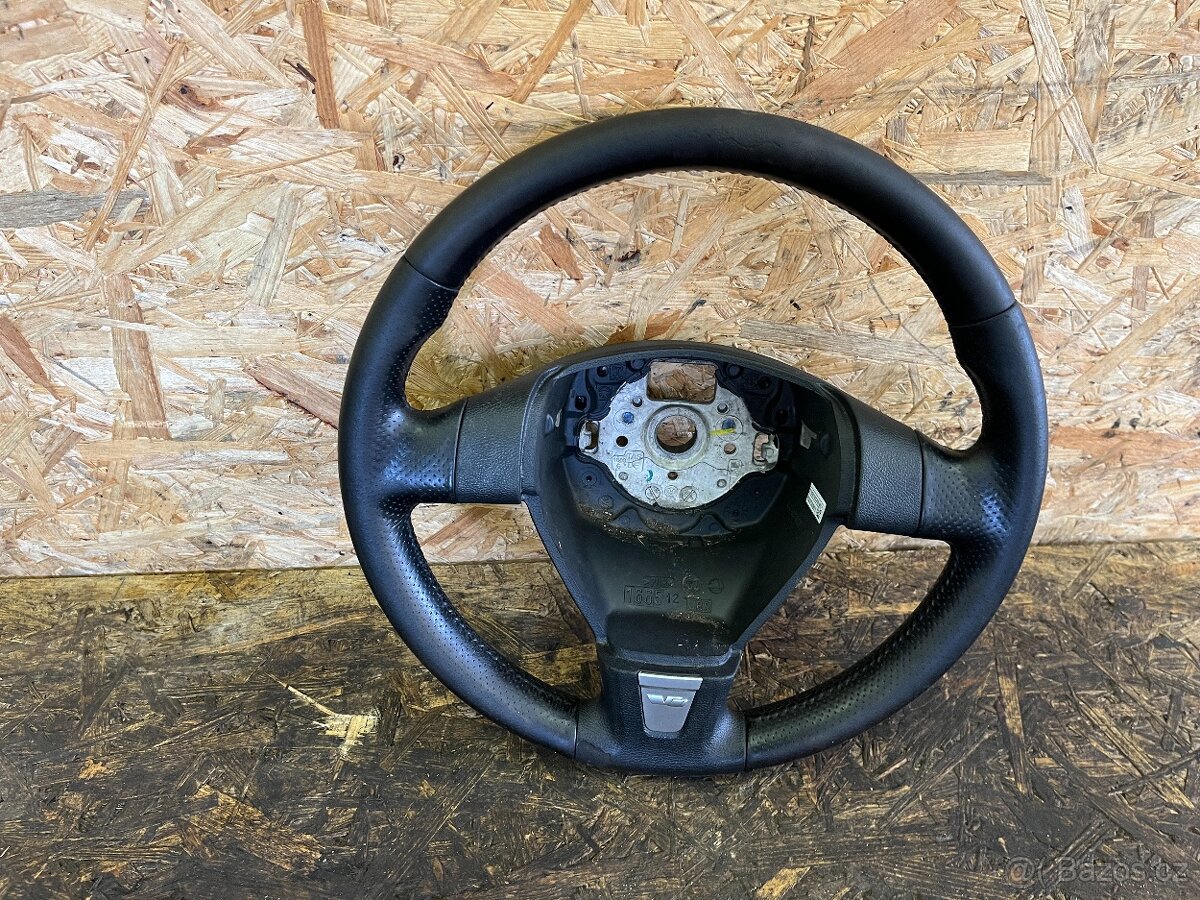 KOŽENÝ VOLANT ŠKODA OCTAVIA 2 VRS