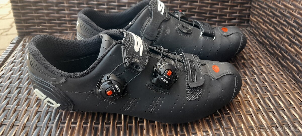 Tretry SIDI vel.42.5