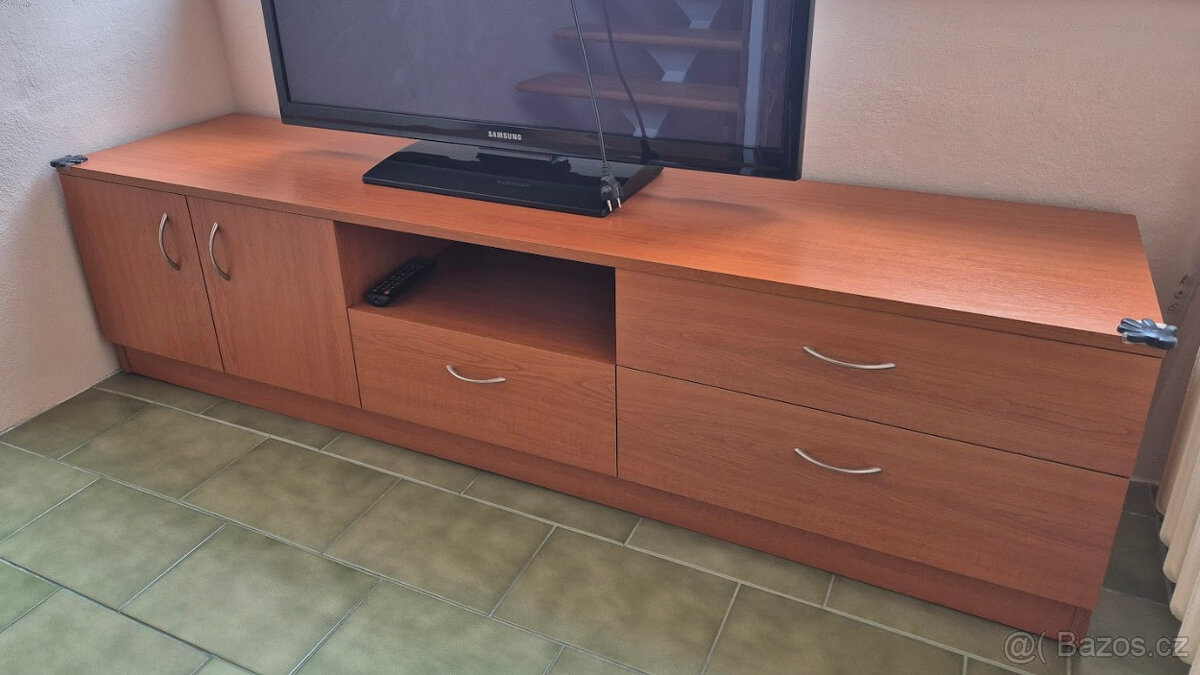 TV stolek, obývací skříňka se šuplíky