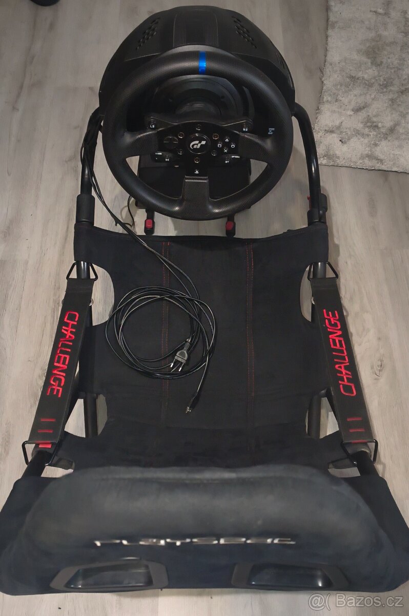 Thrustmaster T300 RS GT Edition + Playseat Challenge