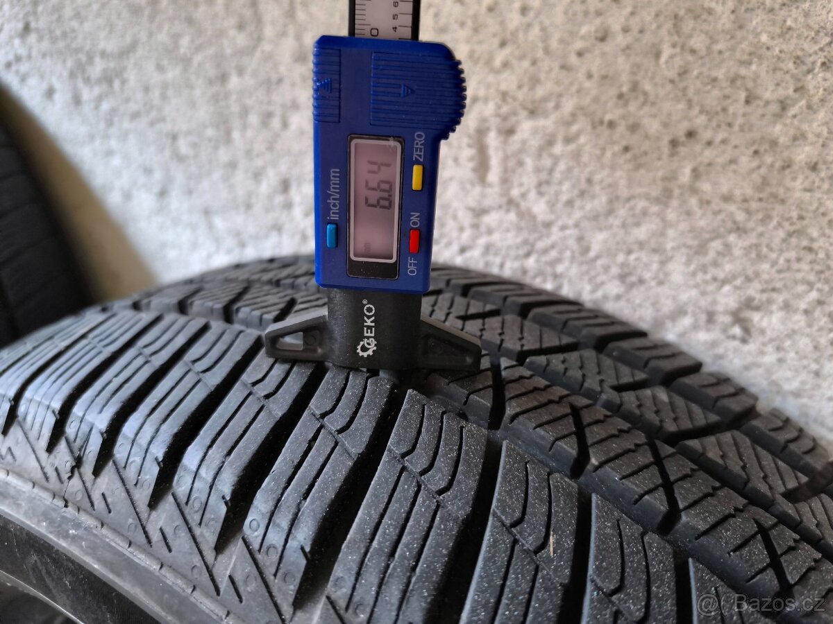 Barum Polaris 5 205/60 R16 zimní