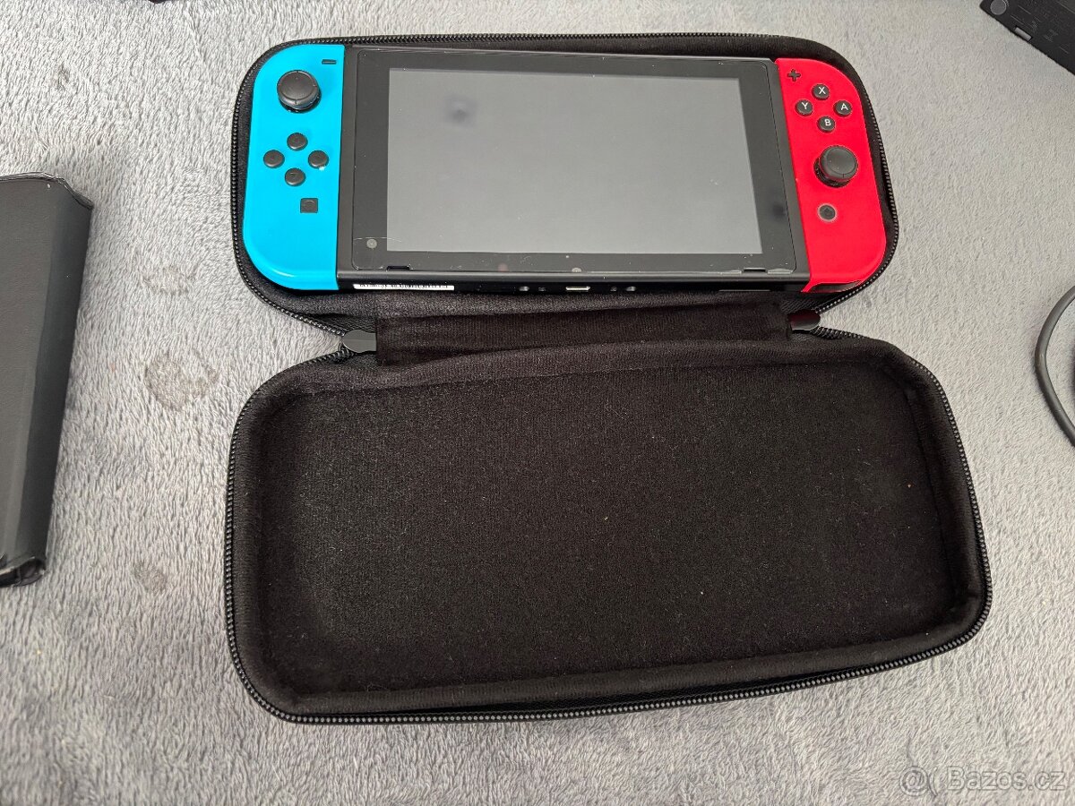 Prodám Nintendo Switch