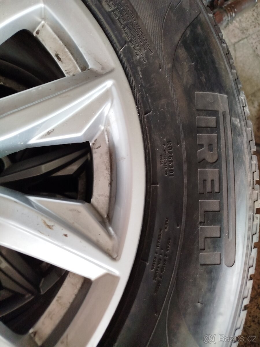 Pneu 235/65 R17 sada