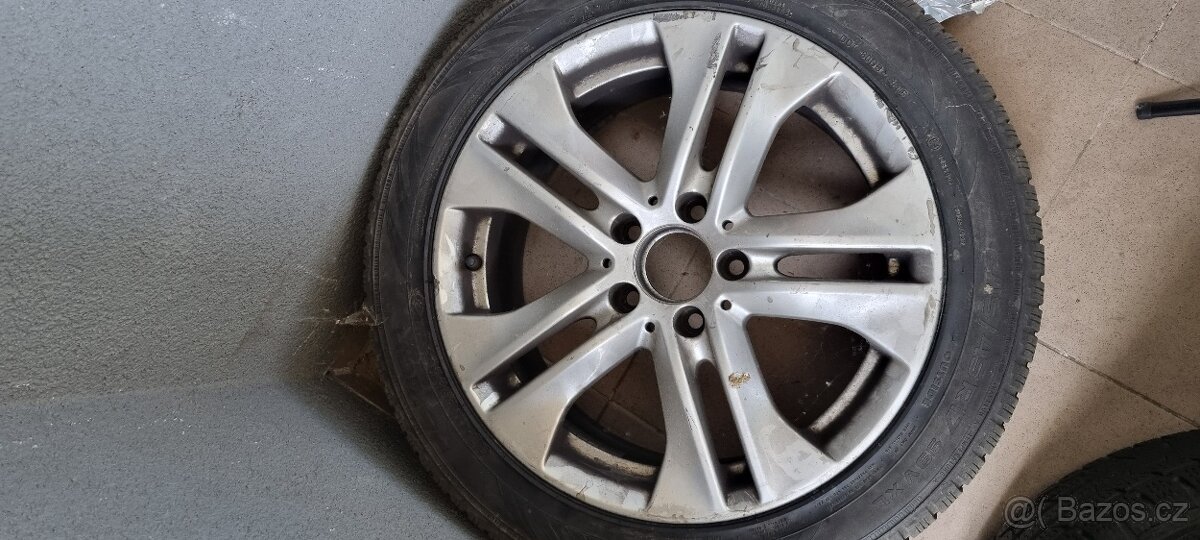 Originál kola na Mercedes Benz E R17