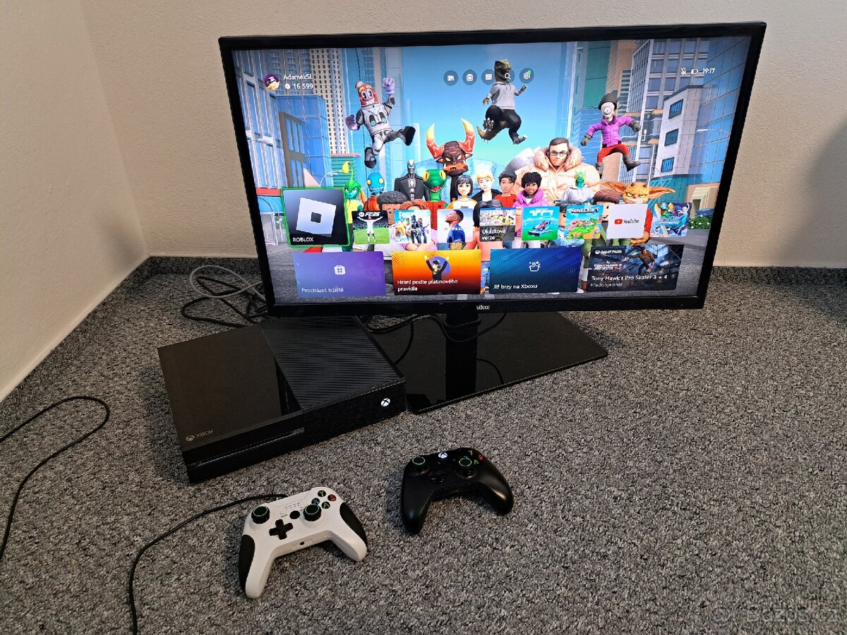 XBOX ONE SSD 500GB + TV 32" FullHD