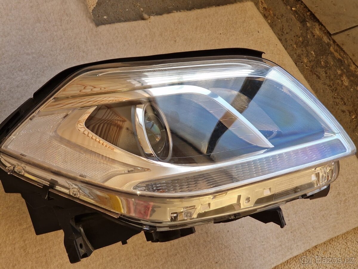 Přední levé světlo Mercedes GL 166