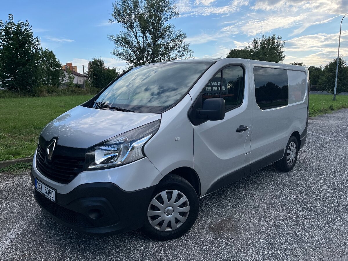Renault Trafic 6 míst