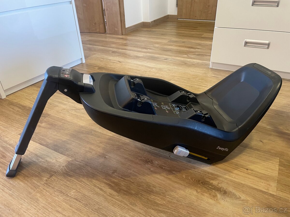 MAXI-COSI Základna 2wayFix - isofix