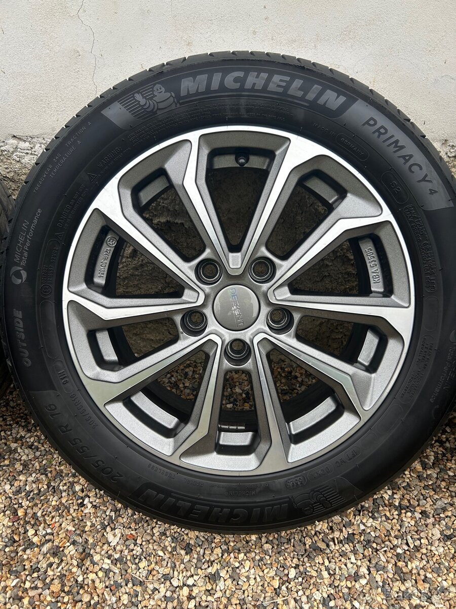 Prodám letní komplet Dezent