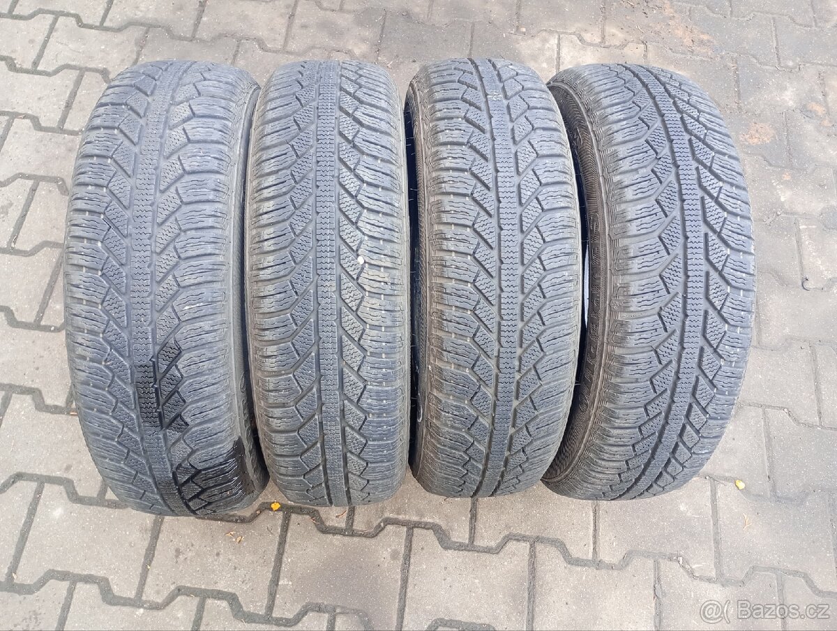 Sada zimních pneu 165/65r15