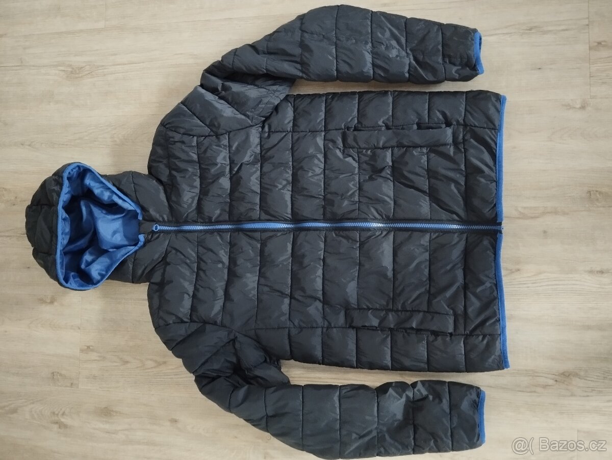 Zimní bunda, vel. 164, barva černo-modrá
