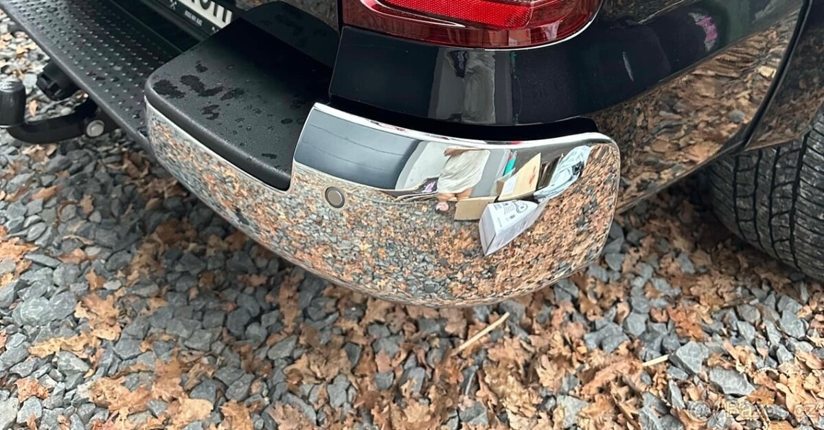 Zadní nárazník Amarok