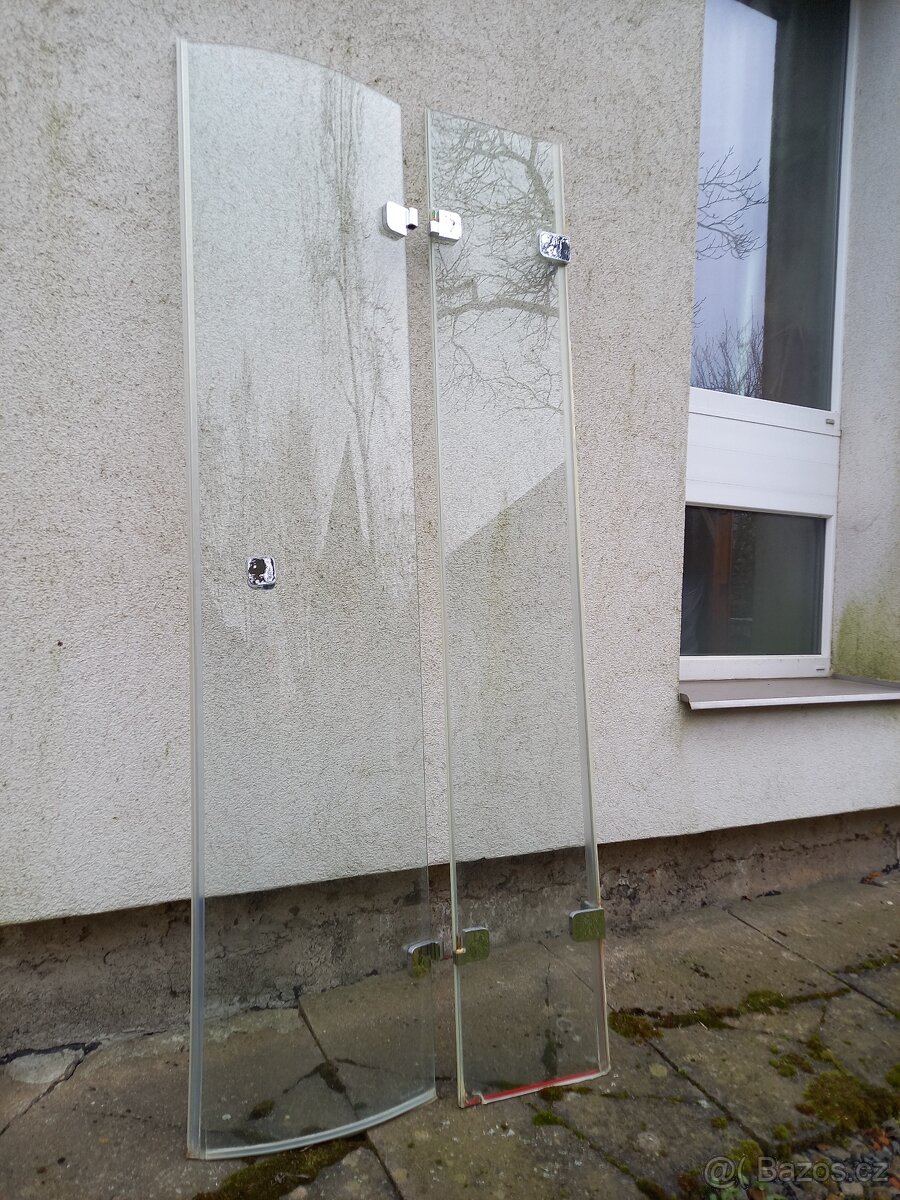 část sprchového koutu