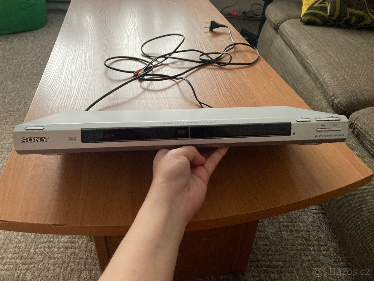 CD/DVD přehráváč SONY