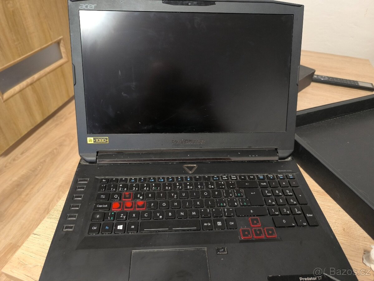 Nefunkční Acer predator