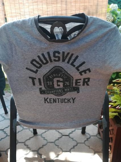 Šedé tričko Louisvlle Kentucky