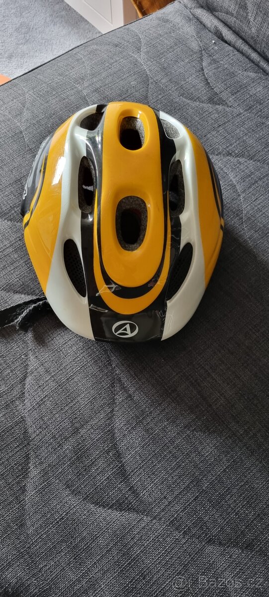 helma dětská vel. S 48-54 cm